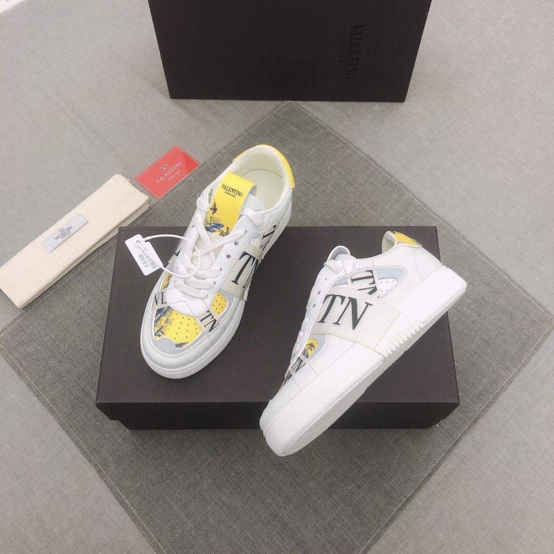 Valentino Sneakers